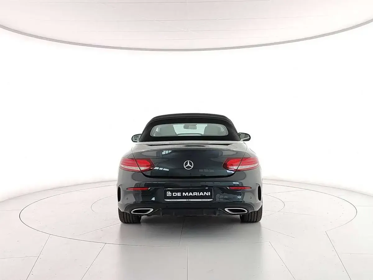 Usata Mercedes C220 Premium Plus 194 CV (142 kW) 2021 Grigio grafite Cabrio