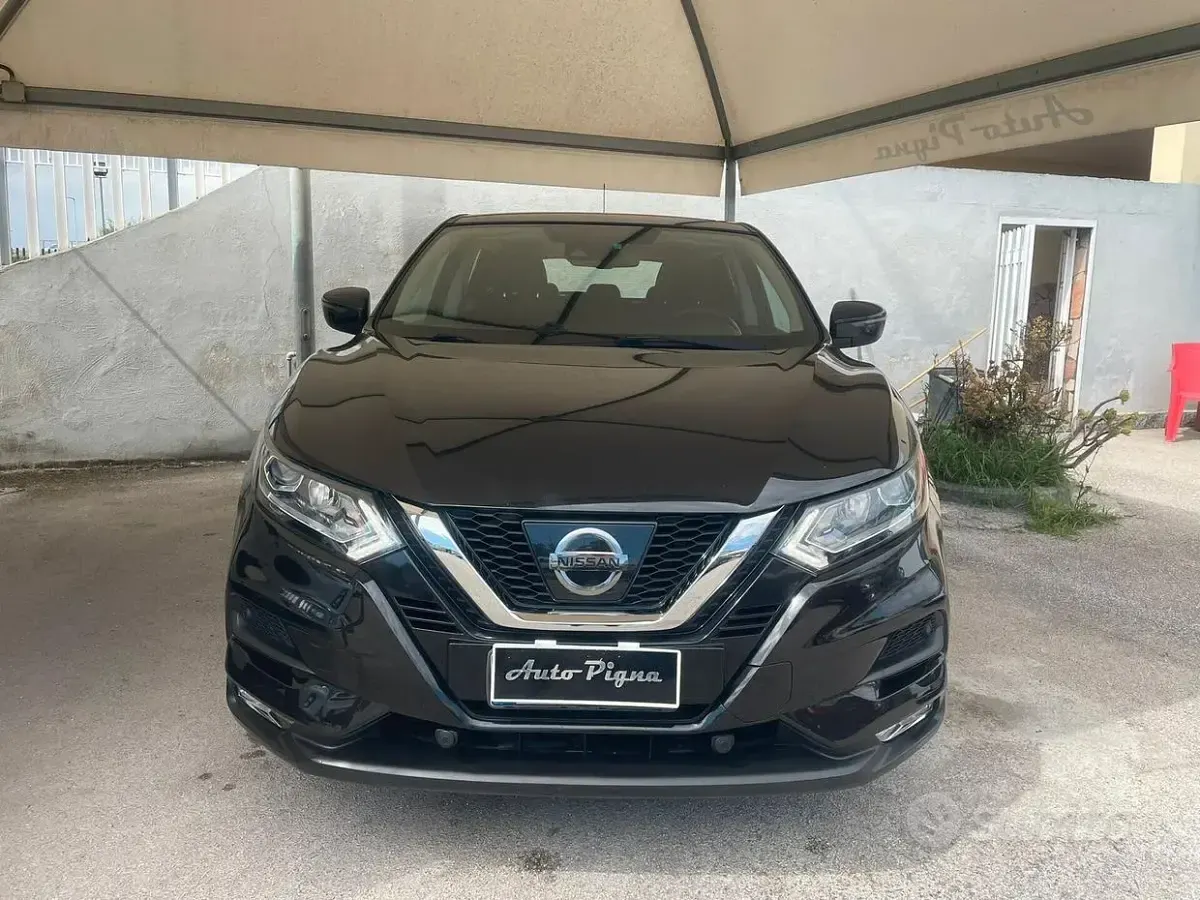 Usata Nissan Qashqai Acenta 131 CV (96 kW) 2019 Nero SUV