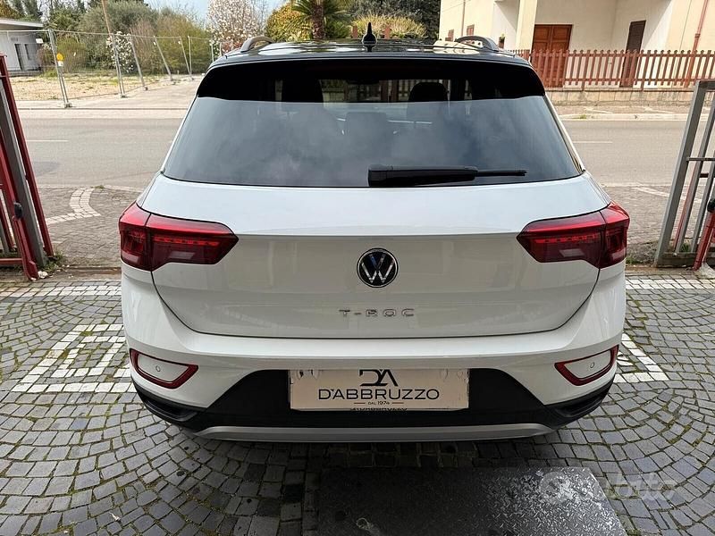 Usata VW T-Roc 115 CV (84 kW) 2023 Bianco SUV