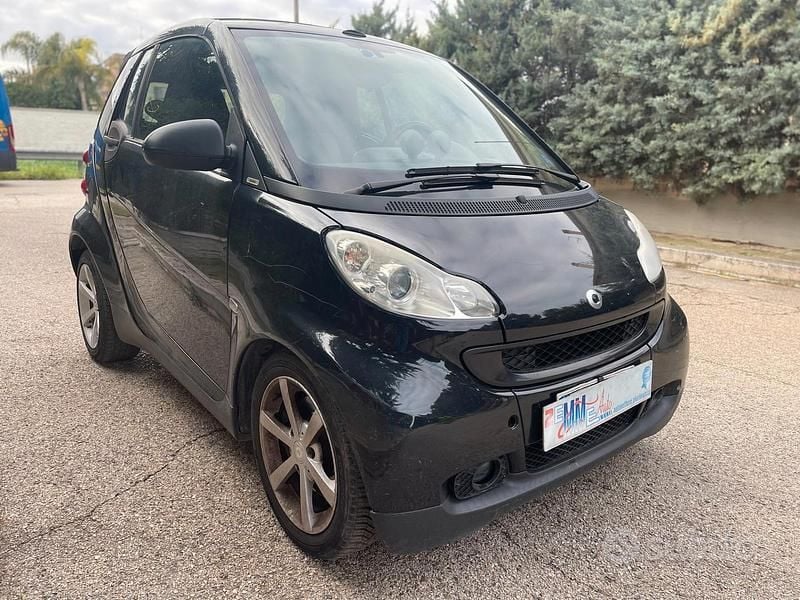 Nero Usata 2008 Smart ForTwo Cabrio Passion Cabrio | 4500 € (Buon prezzo) - Immagine 1/4