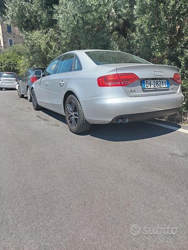 Usata Audi A4 170 CV (125 kW) 2009 Grigio Berlina