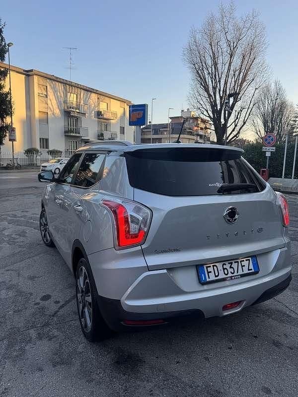 Usata Ssangyong (KGM) Tivoli 116 CV (85 kW) 2016 SUV