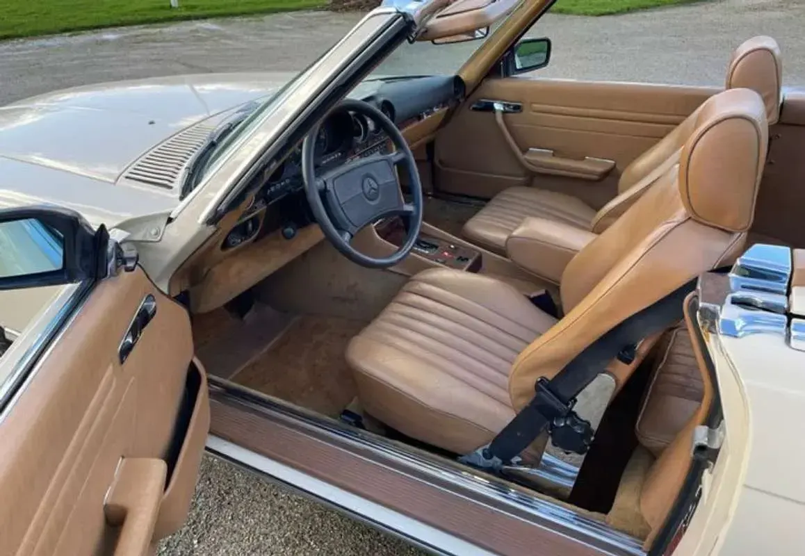 Usata Mercedes 560 224 CV (164 kW) 1986