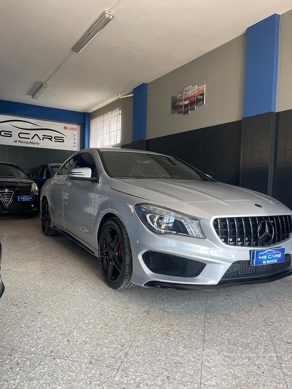 Usata Mercedes CLA220 AMG 170 CV (125 kW) 2013 Grigio Berlina