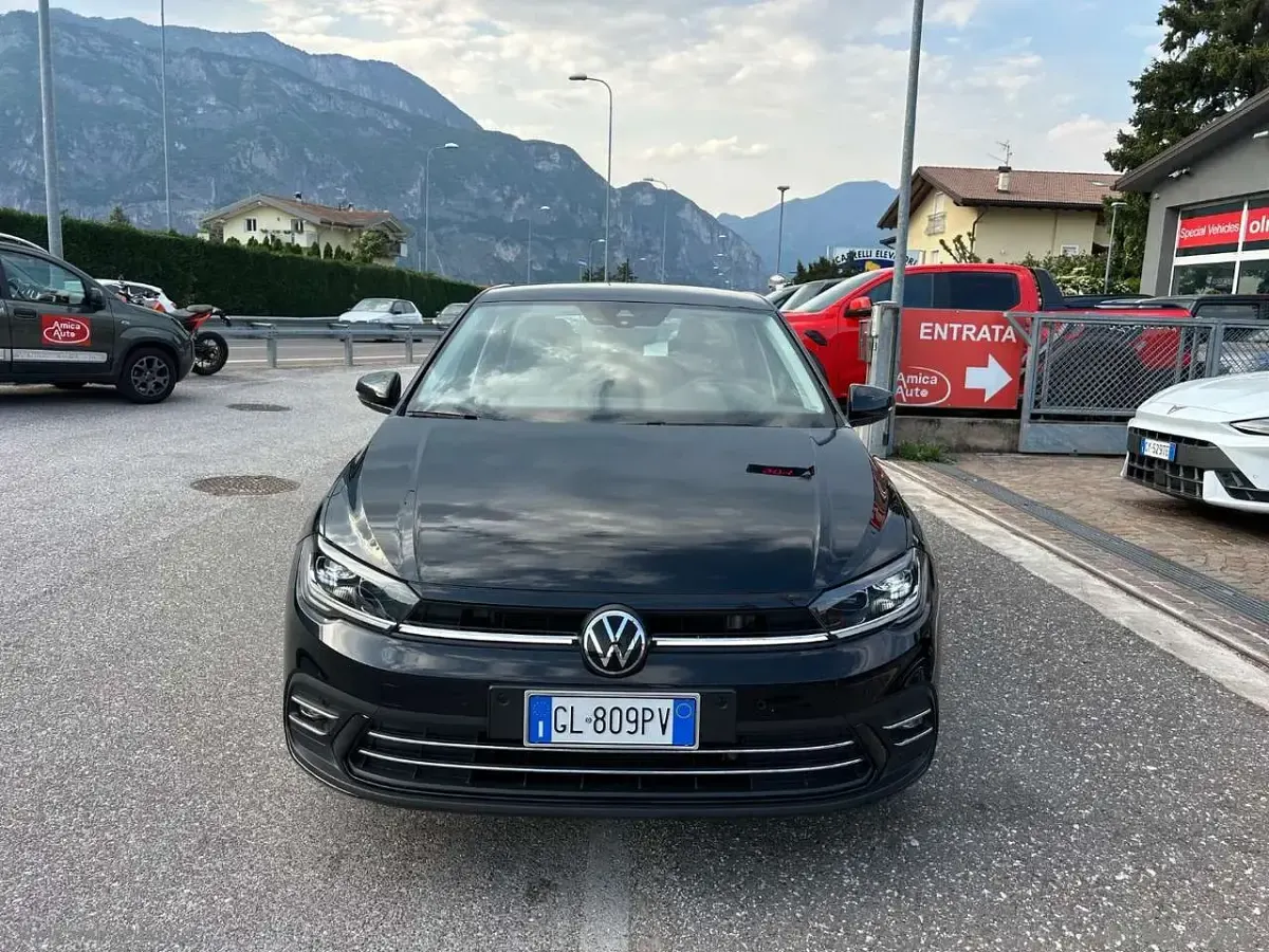 Usata VW Polo Style 95 CV (69 kW) 2022 Nero Utilitaria