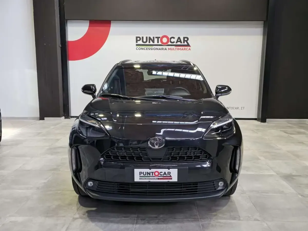 Nuova Toyota Yaris Cross Trend 131 CV (96 kW) 2026 Nero SUV