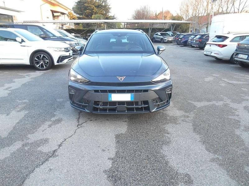 Usata Cupra Leon 150 CV (110 kW) 2024 Grigio Station wagon