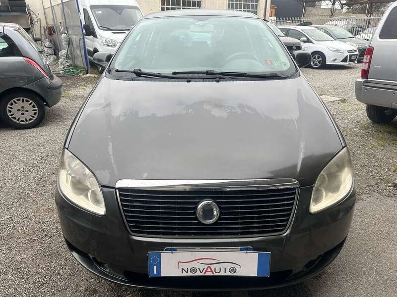 Grigio Usata 2006 Fiat Croma Dynamic Tre volumi | 1600 € (Super prezzo) - Immagine 1/4
