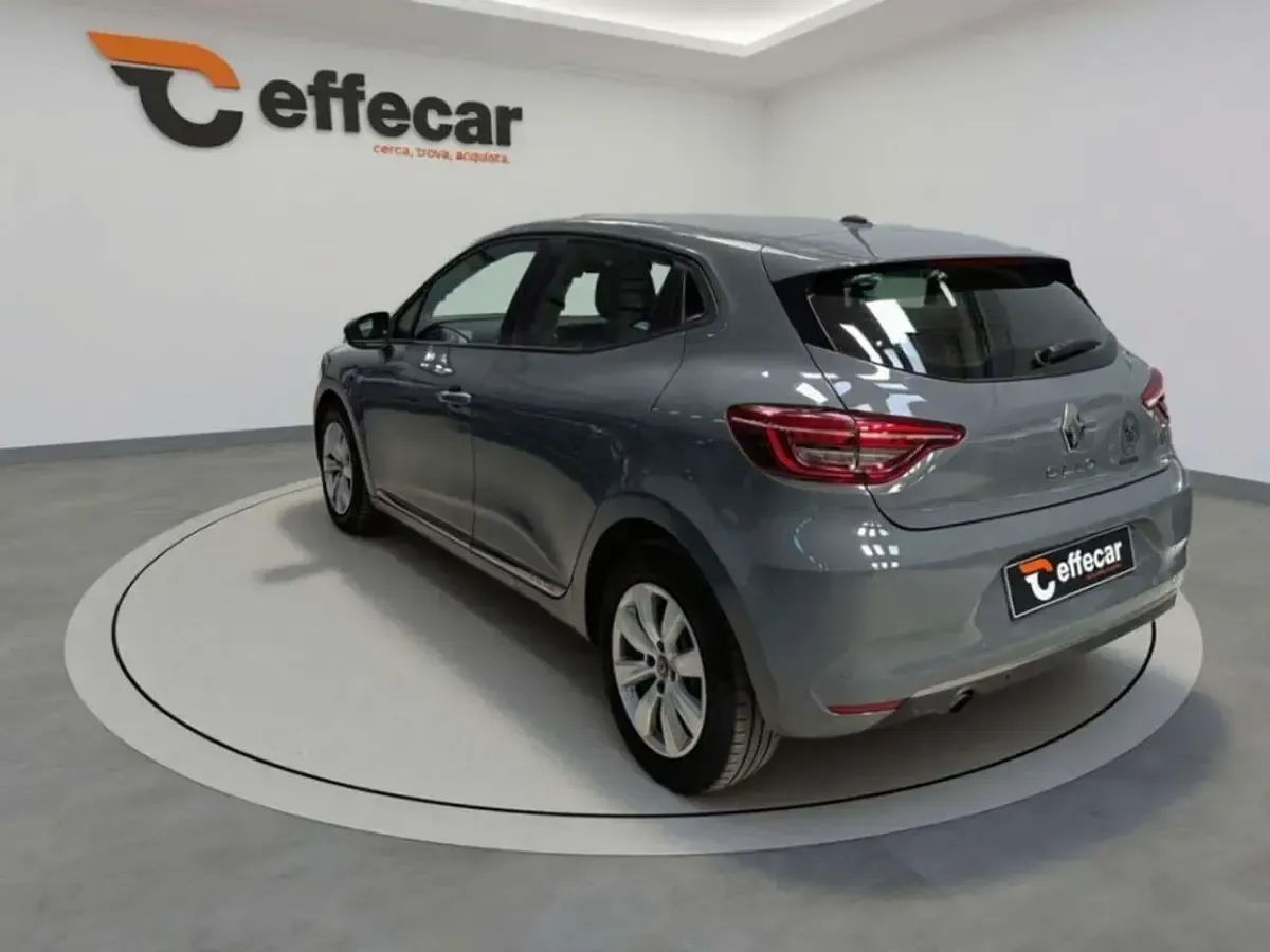 Usata Renault Clio V Zen 86 CV (63 kW) 2020 Grigio Berlina