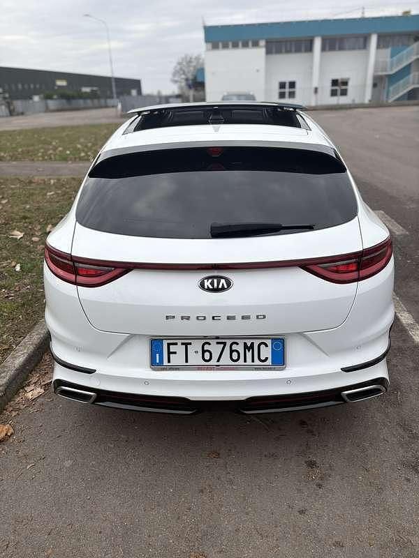 Usata Kia ProCeed GT-Line 136 CV (100 kW) 2018 Bianco Station wagon