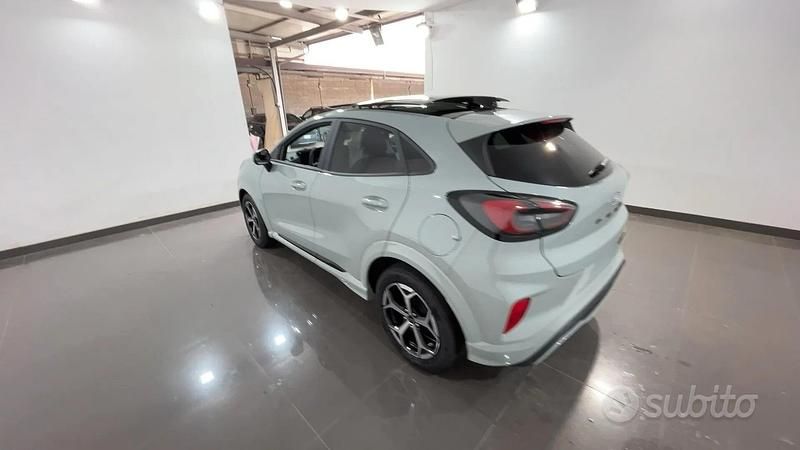 Nuova Ford Puma ST-Line 125 CV (91 kW) 2025 Cactus gray SUV
