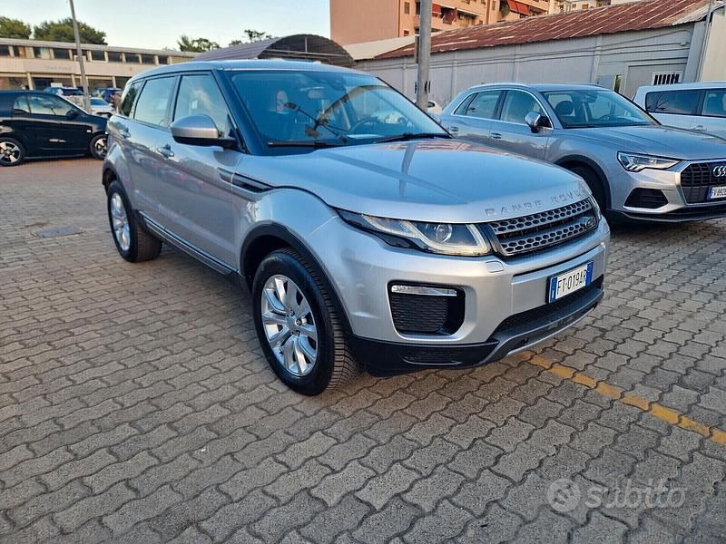 Usata Land Rover Range Rover evoque 150 CV (110 kW) 2018 Grigio SUV