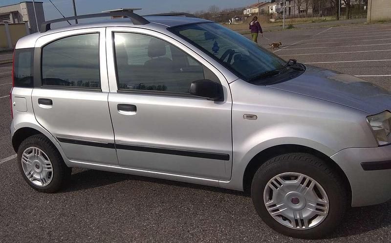 Usata Fiat Panda Dynamic 77 CV (56 kW) 2008 Argento Utilitaria