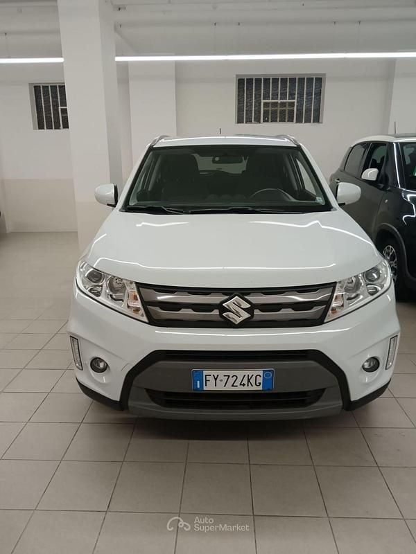 Usata Suzuki Vitara 120 CV (88 kW) 2018 Bianco SUV