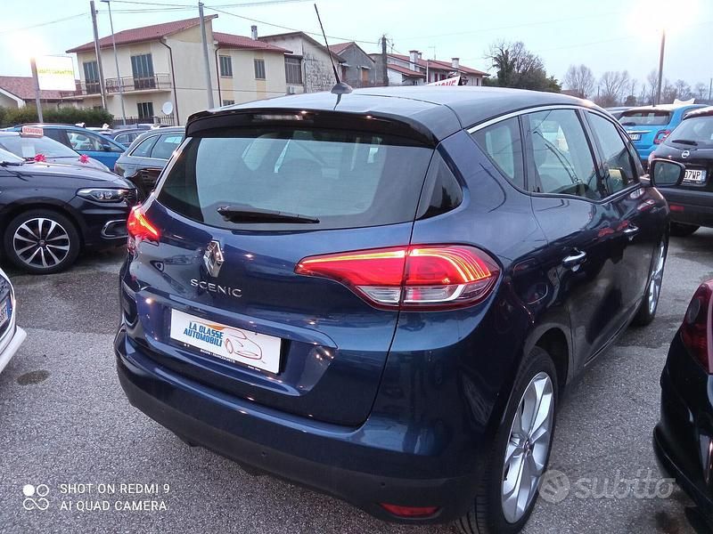 Usata Renault Scénic IV 110 CV (80 kW) 2018 Blu Monovolume
