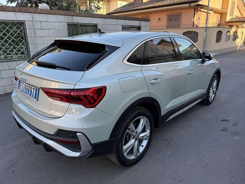 Begagnad Audi Q3 S-Line 150 HK (110 kW) 2020 SUV