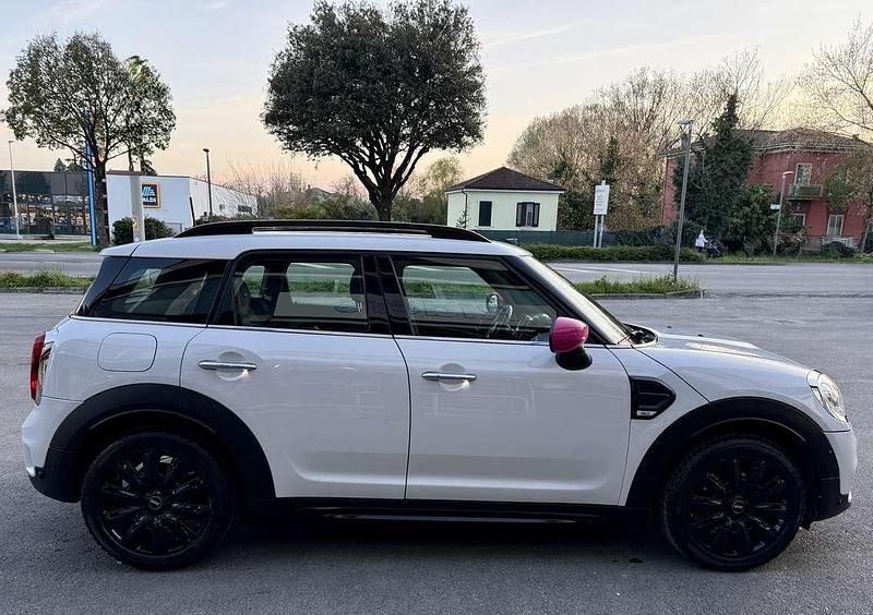 Usata Mini One Countryman 136 CV (100 kW) 2020 Bianco SUV