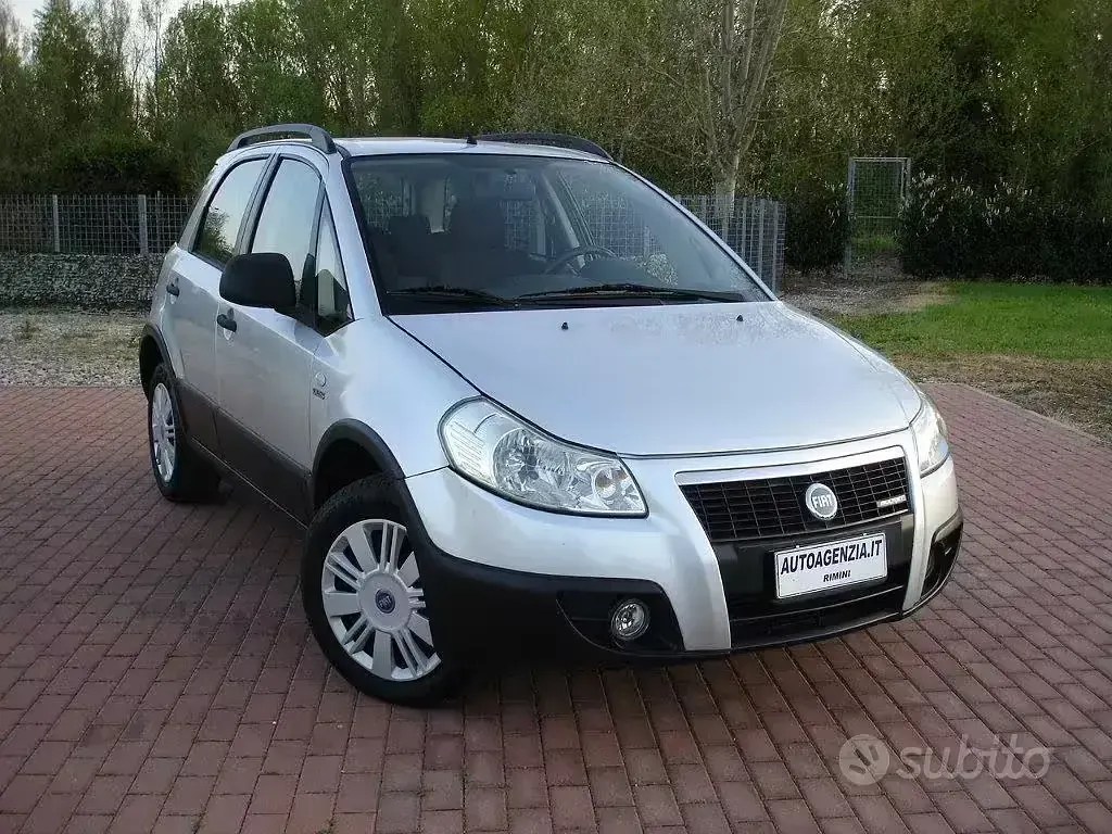 Usata Fiat Sedici Dynamic 120 CV (88 kW) 2007 SUV