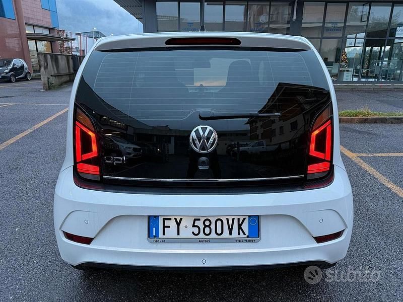 Usata VW up! Highline 60 CV (44 kW) 2019 Bianco Utilitaria