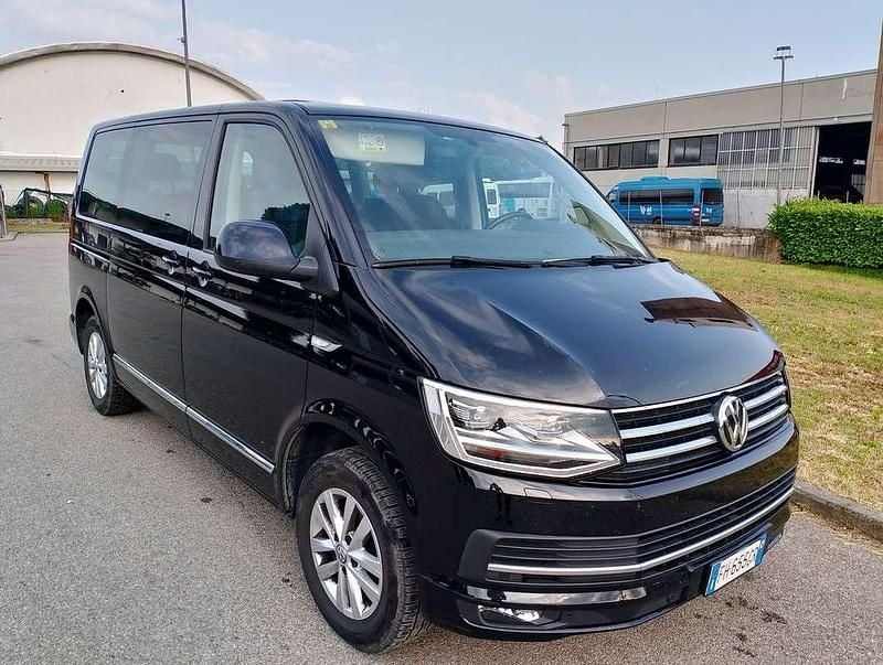 Usata VW Multivan 150 CV (110 kW) 2017 Nero Furgone