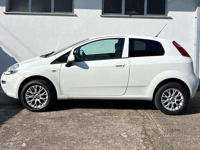 Usata Fiat Punto Evo 77 CV (56 kW) 2015 Bianco Utilitaria