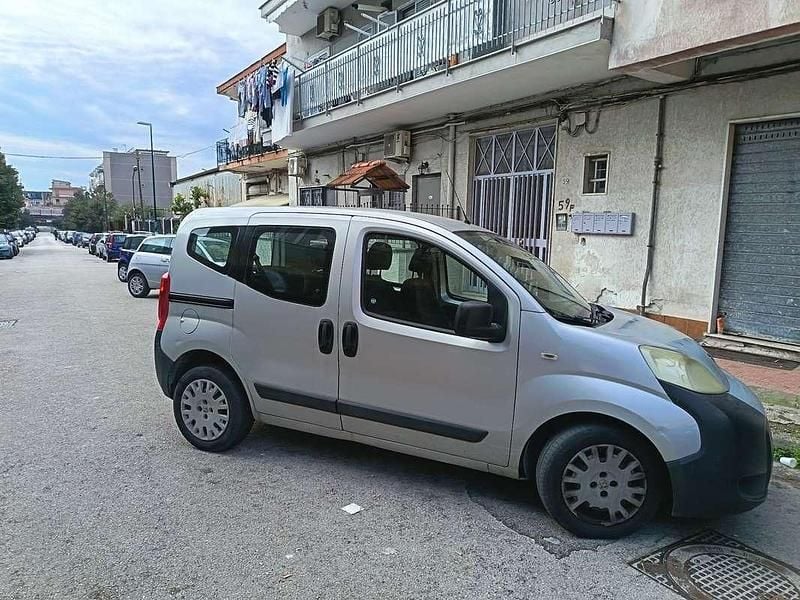 Usata Peugeot TePee Premium 75 CV (55 kW) 2010 Station wagon