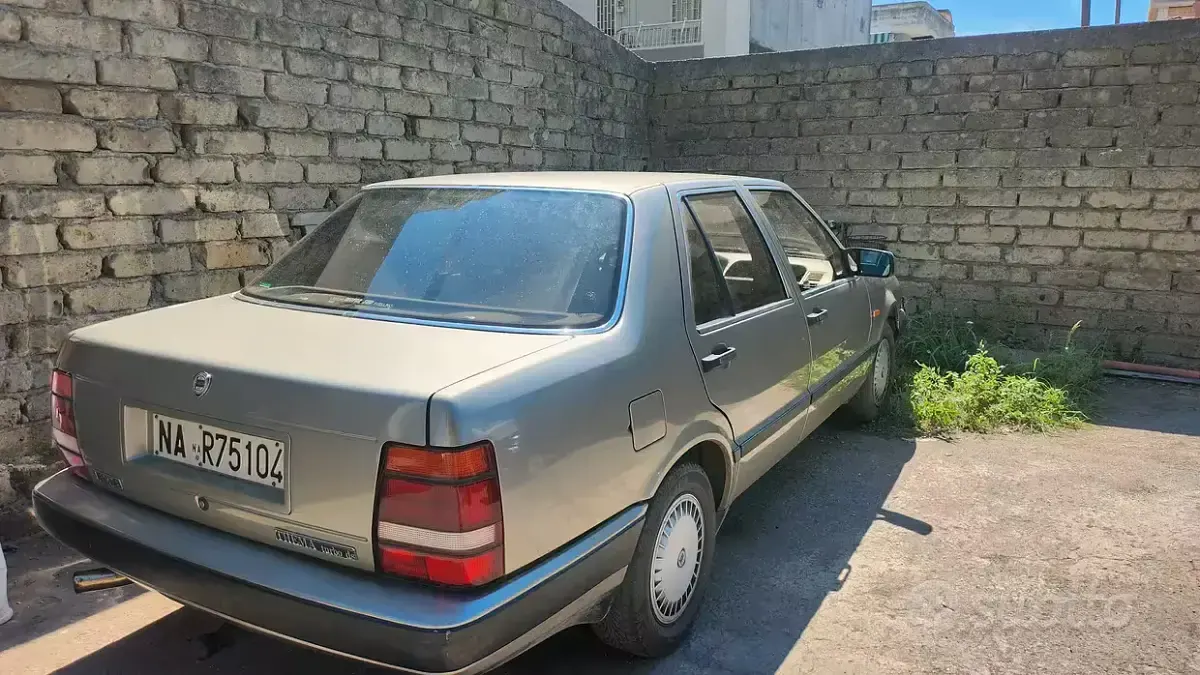 Usata Lancia Thema 118 CV (86 kW) 1988 Berlina