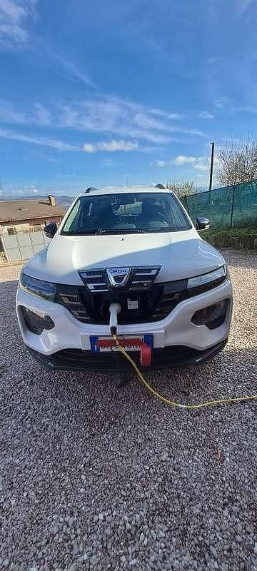 Usata 2022 Dacia Spring Comfort Utilitaria | 9500 € (Cara) - Immagine 1/4