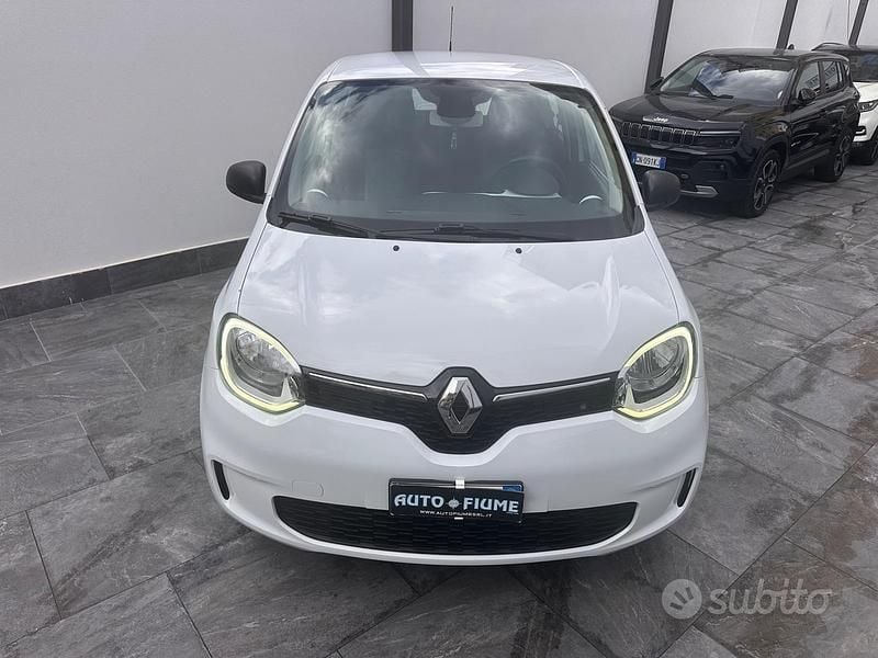 Usata Renault Twingo Life 65 CV (47 kW) 2022 Bianco Utilitaria