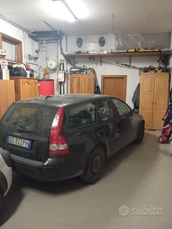 Usata Volvo V50 Momentum 136 CV (100 kW) 2006 Station wagon