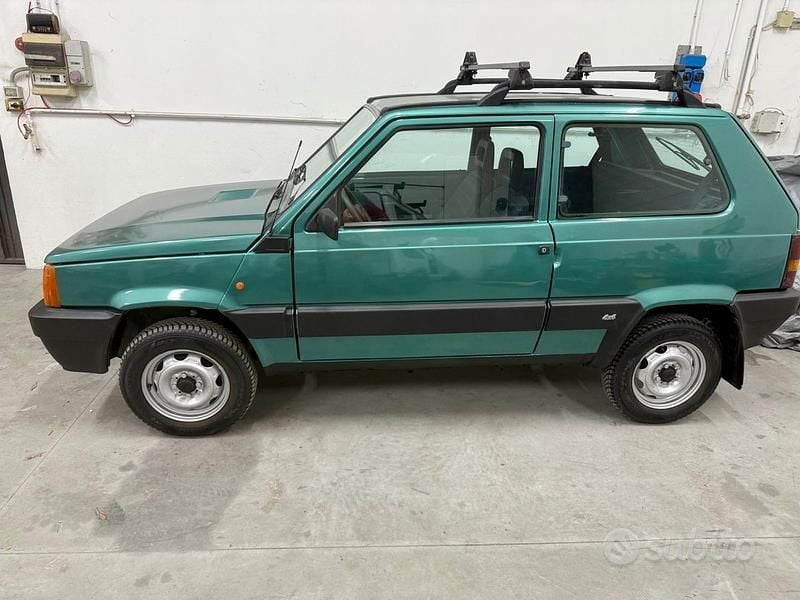 Usata Fiat Panda 4x4 54 CV (39 kW) 2003 Verde Utilitaria