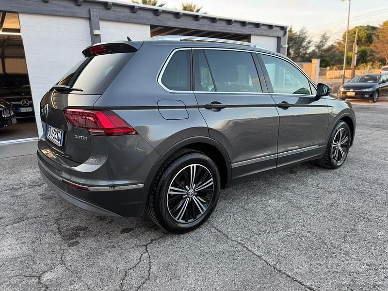 Usata VW Tiguan Business 163 CV (119 kW) 2016 Grigio SUV