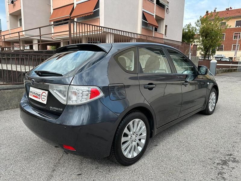 Usata Subaru Impreza 150 CV (110 kW) 2009 Grigio Berlina