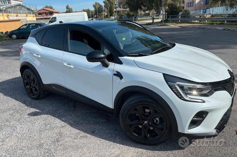 Usata Renault Captur 92 CV (67 kW) 2022 Bianco SUV