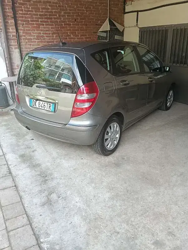 Usata Mercedes A170 Elegance 116 CV (85 kW) 2007 Grigio Monovolume