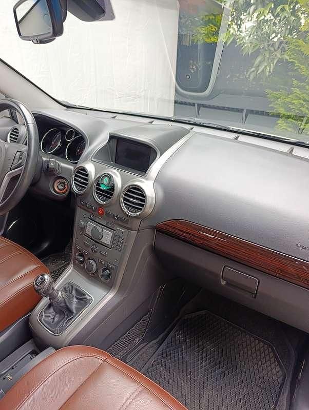 Usata Opel Antara Cosmo 150 CV (110 kW) 2007 Argento SUV