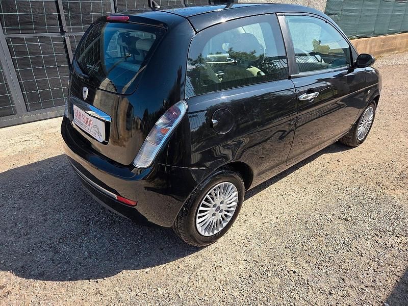 Usata Lancia Ypsilon 2006 Utilitaria