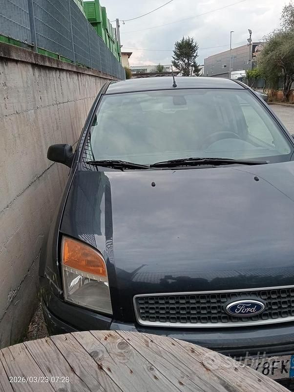 Usata Ford Fusion Titanium 68 CV (50 kW) 2009 Grigio Utilitaria