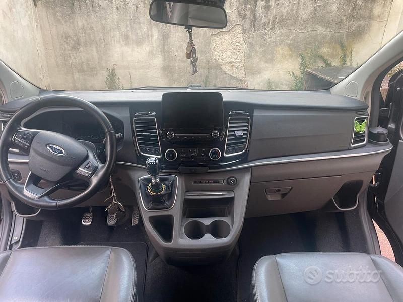 Usata Ford Tourneo Custom 2021 Grigio Furgone