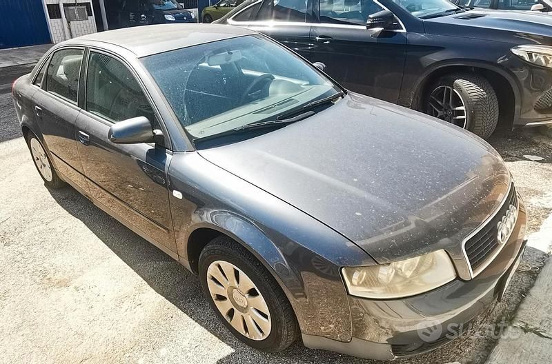 Usata Audi A4 2003 Grigio Berlina