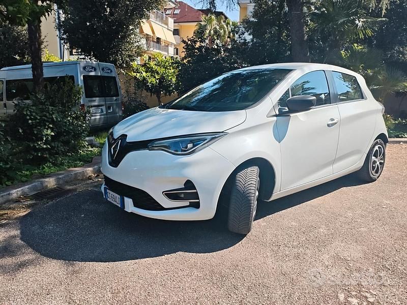 Usata Renault Zoe Life 80 kW (109 CV) 2020 Bianco Utilitaria