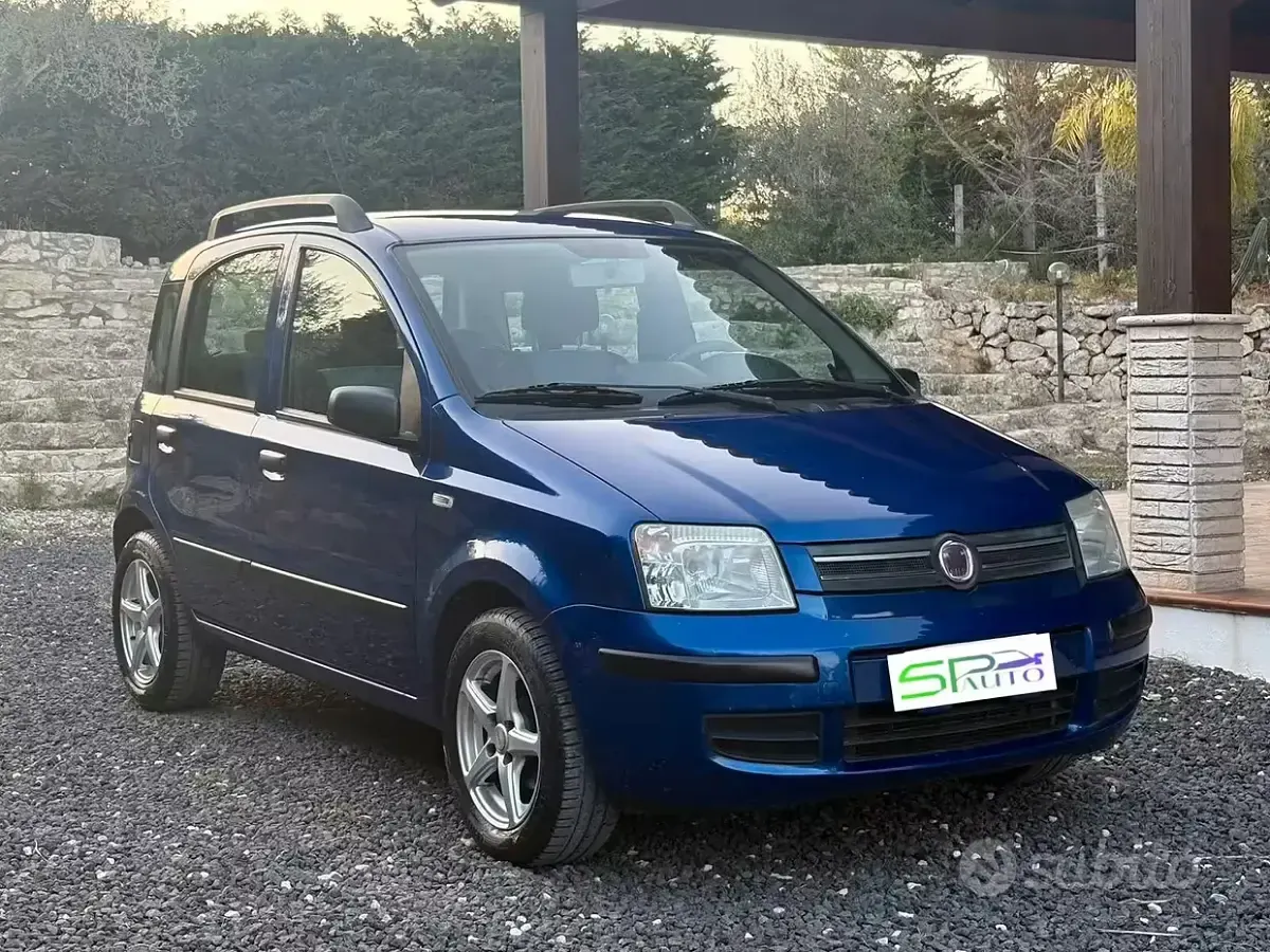 Usata Fiat Panda Dynamic 60 CV (44 kW) 2008 Blu Utilitaria