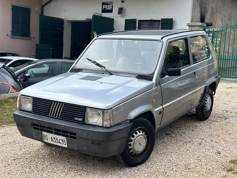 Grigio Usata 1989 Fiat 750 Tre volumi | 890 € - Immagine 1/4
