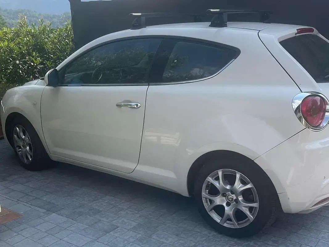 Usata Alfa Romeo MiTo Progression 105 CV (77 kW) 2010 Beige Utilitaria