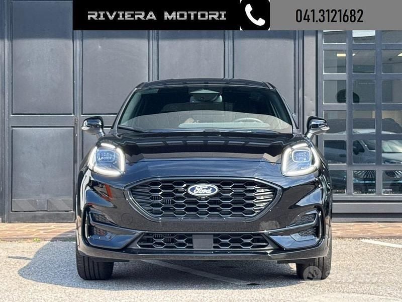 Second-hand Ford Puma ST-Line 125 CP (91 kW) 2025 Negru SUV