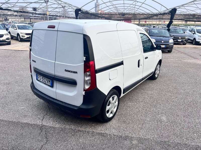 Usata Dacia Dokker 102 CV (75 kW) 2018 Bianco Monovolume