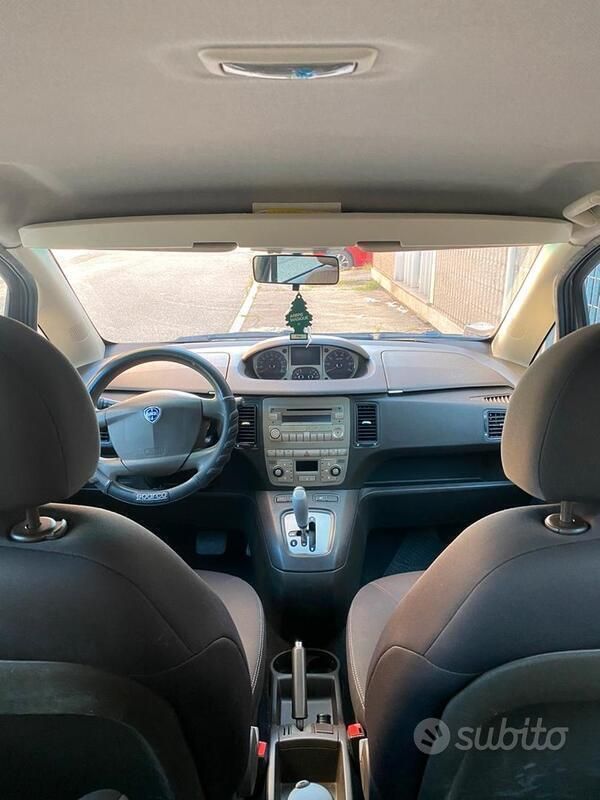 Usata Lancia Musa 95 CV (69 kW) 2009 Monovolume