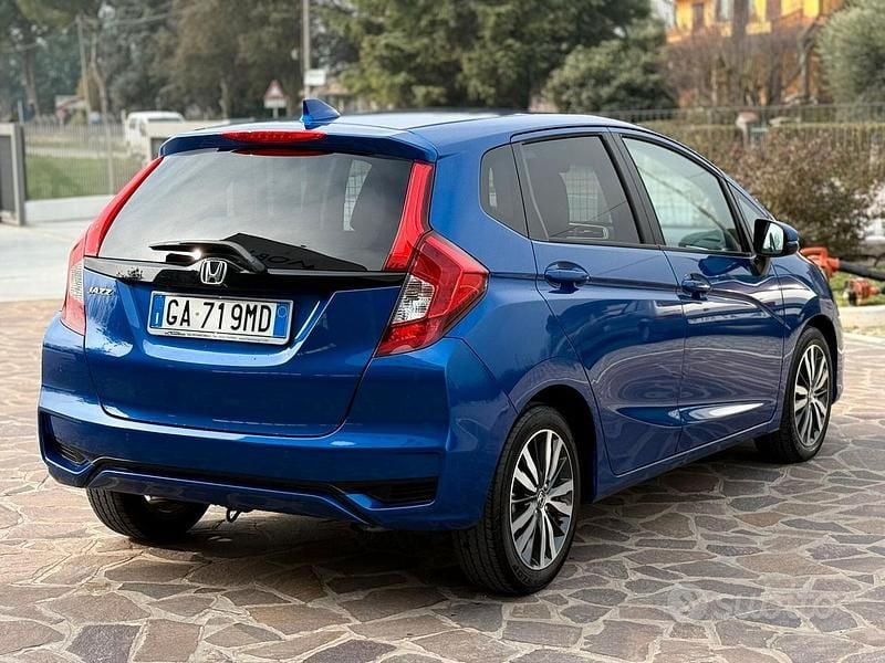 Usata Honda Jazz 101 CV (74 kW) 2020 Blu Utilitaria