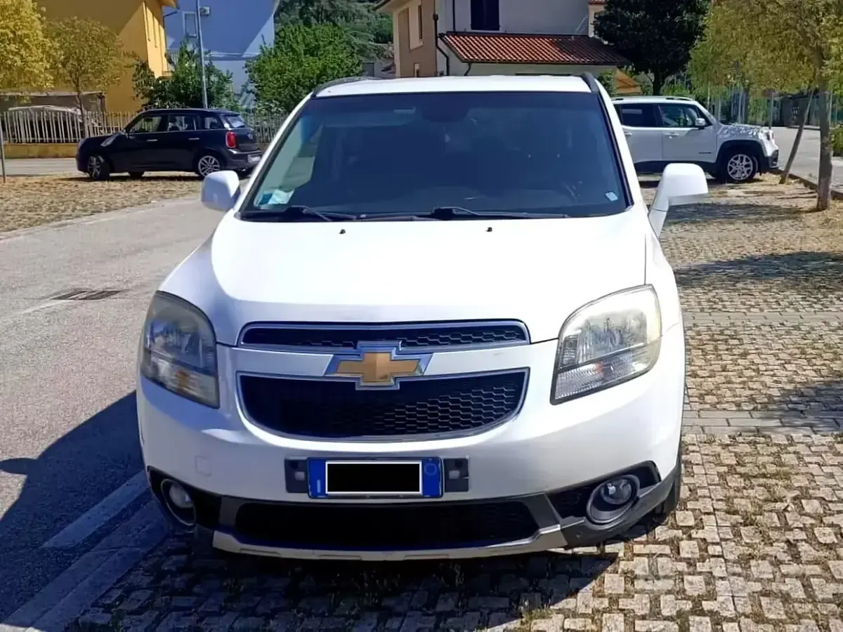 Usata Chevrolet Orlando 141 CV (103 kW) 2013 Monovolume