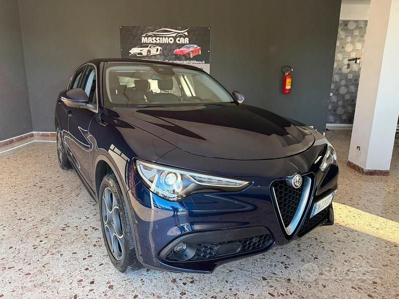 Usata 2018 Alfa Romeo Stelvio SUV | 16.500 € (Super prezzo) - Immagine 1/4